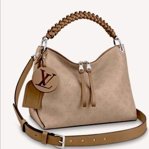 LIKE NEW 😍❤️ AUTHENTIC Louis Vuitton Beaubourg Hobo Bag 💼